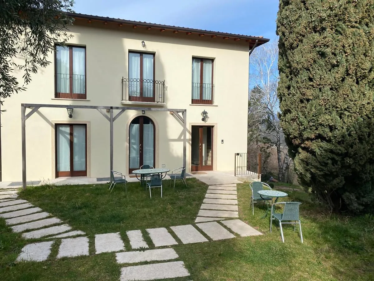 Appartamento Residenza Cipressi e Olivi Verona
