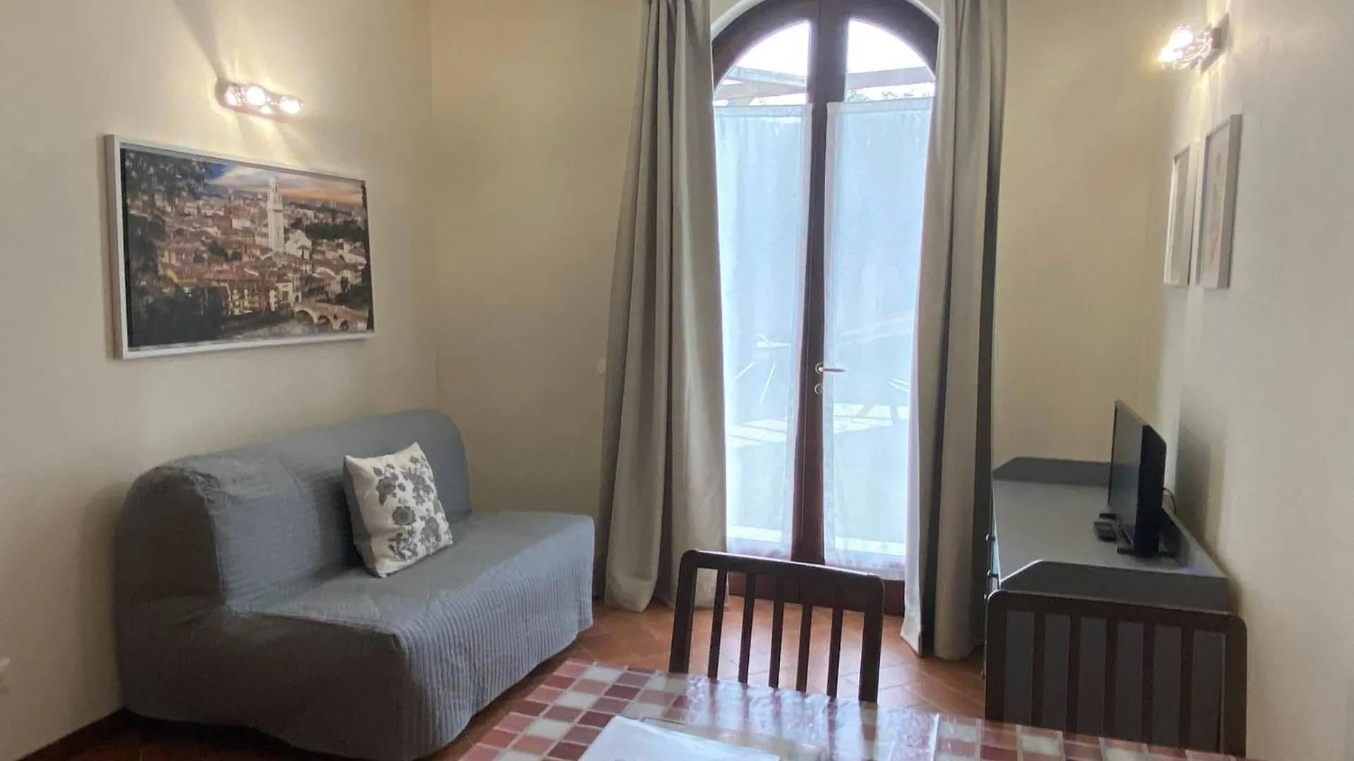 Appartamento Residenza Cipressi e Olivi Verona