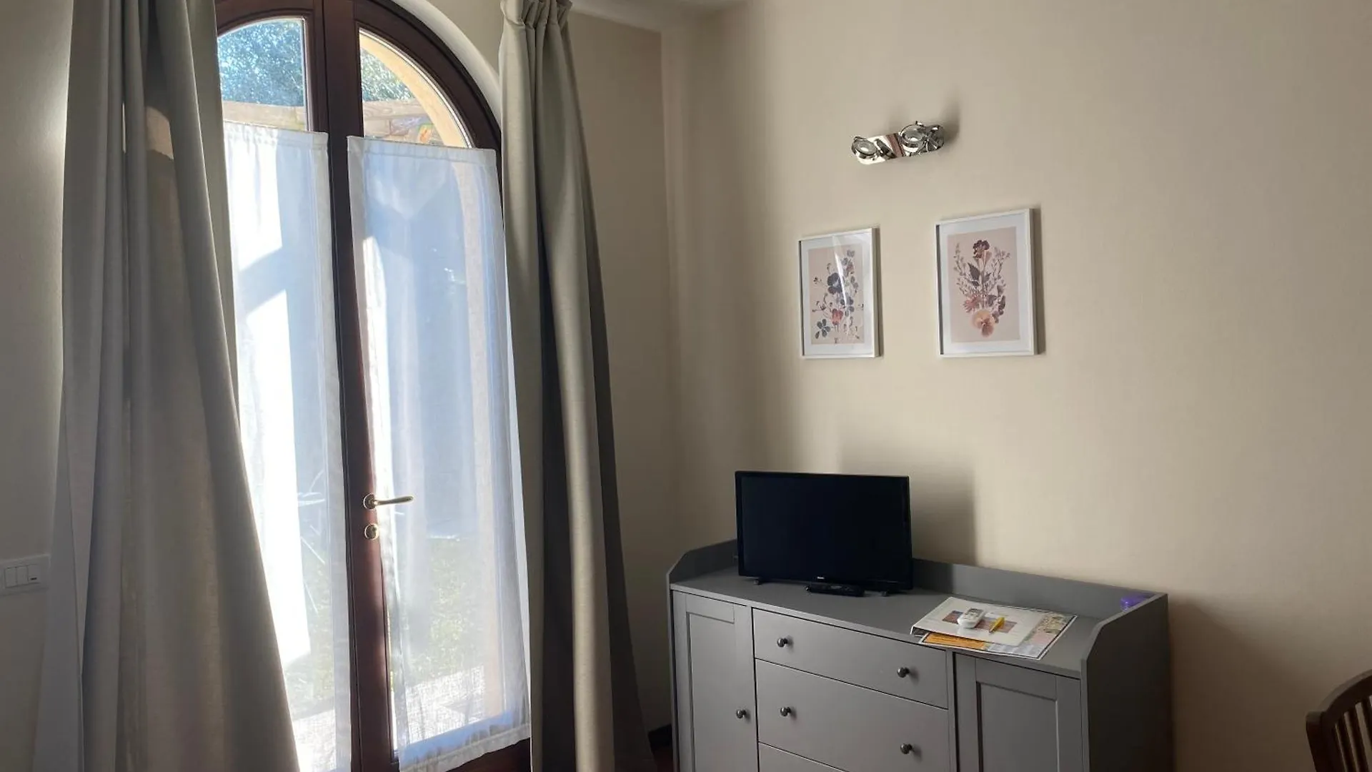 Appartamento Residenza Cipressi e Olivi Verona