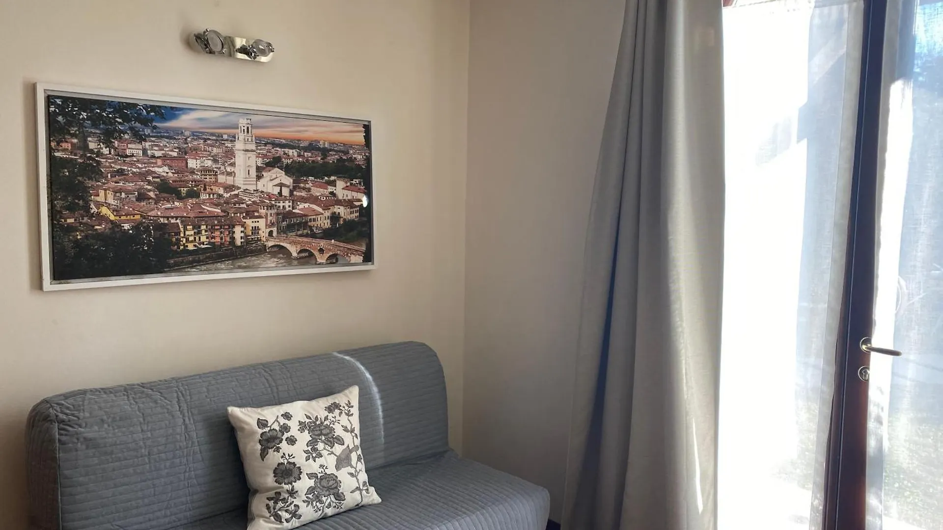 Residenza Cipressi E Olivi Apartment Verona 0*,